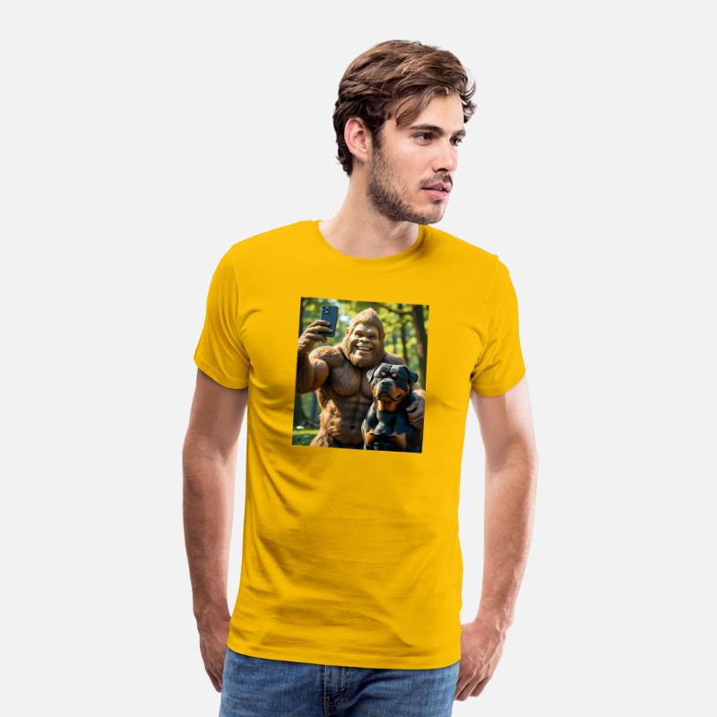 BIGFOOT TAKES A SELFIE WITH A ROTWEILER