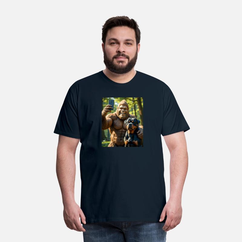 BIGFOOT TAKES A SELFIE WITH A ROTWEILER