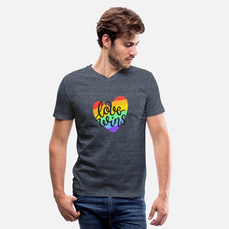 Love Wins LGBT Pride Rainbow Heart CSD T-Shirt Tee