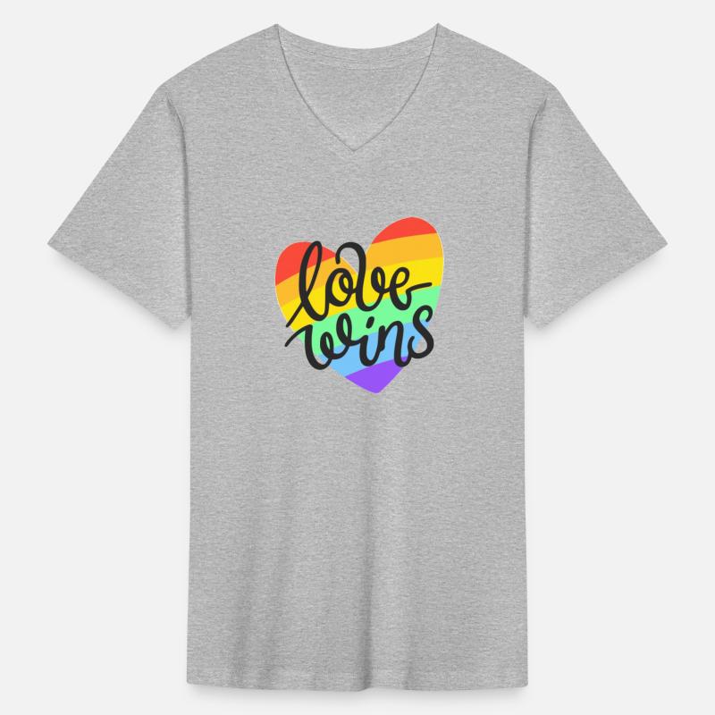 Love Wins LGBT Pride Rainbow Heart CSD T-Shirt Tee