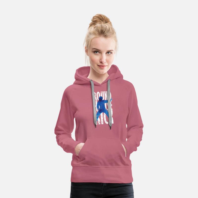 Round House Kick Kickboxing Taekwondo